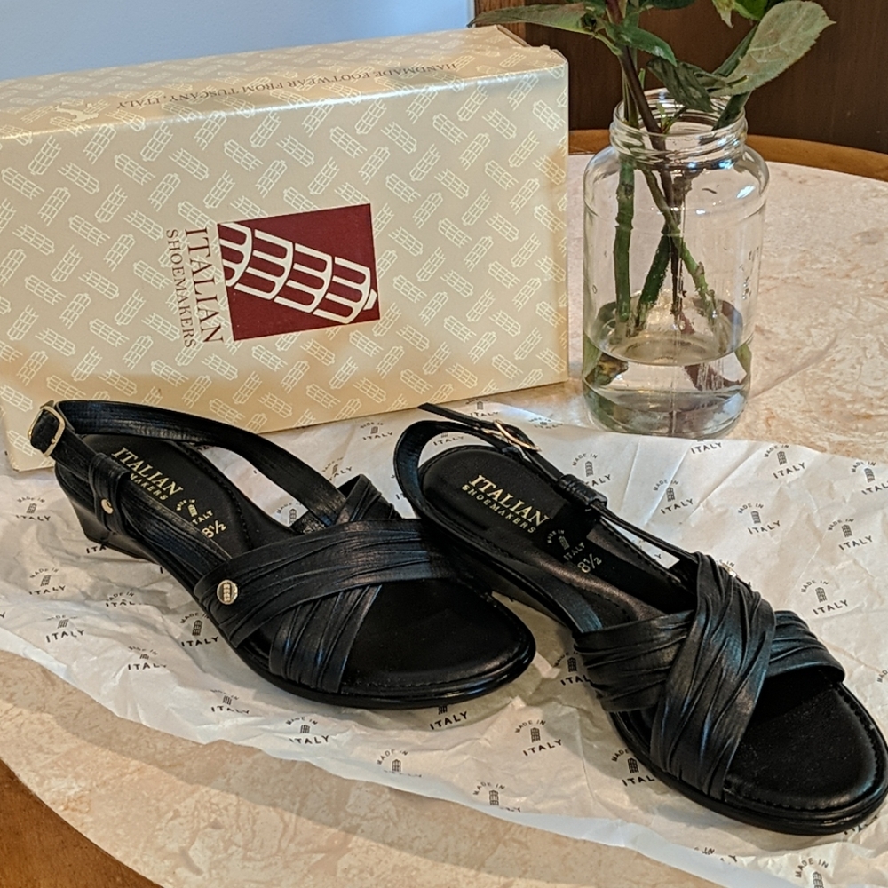 Italian Shoemakers Ponia Black Wedge Sandal